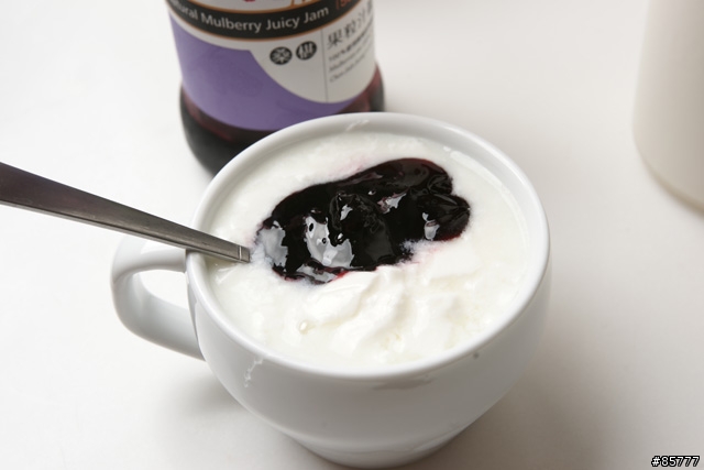 自製DIY克菲爾(Kefir)優酪乳、優格(低溫菌):正常法+懶人快速法