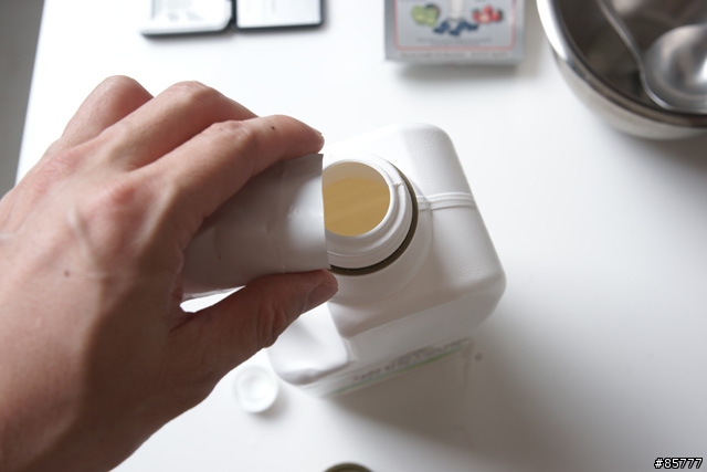 自製DIY克菲爾(Kefir)優酪乳、優格(低溫菌):正常法+懶人快速法
