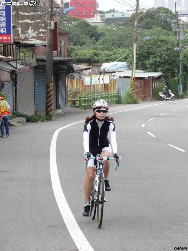 2013北濱100K 拍照分享 登輝大道轉接淡金公路三段7-11後方500公尺