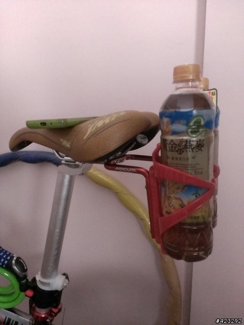 2013.07/10新增hybrid裝法 (06/26更新新裝法for selle smp TRK)\ MINOURA SBH-300 雙水壺架的安裝??