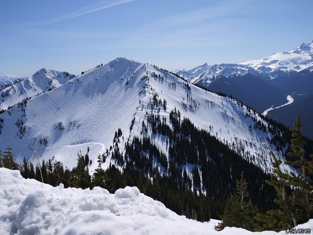 美國Seattle西雅圖派克市場(含第一家星巴克朝聖)與附近的水晶山賞雪之旅