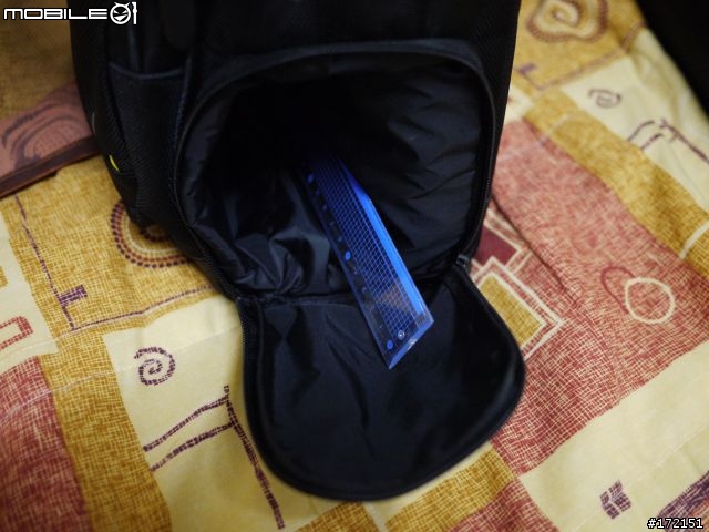 ELECOM BM-CA38可放便當的筆電包簡易開箱