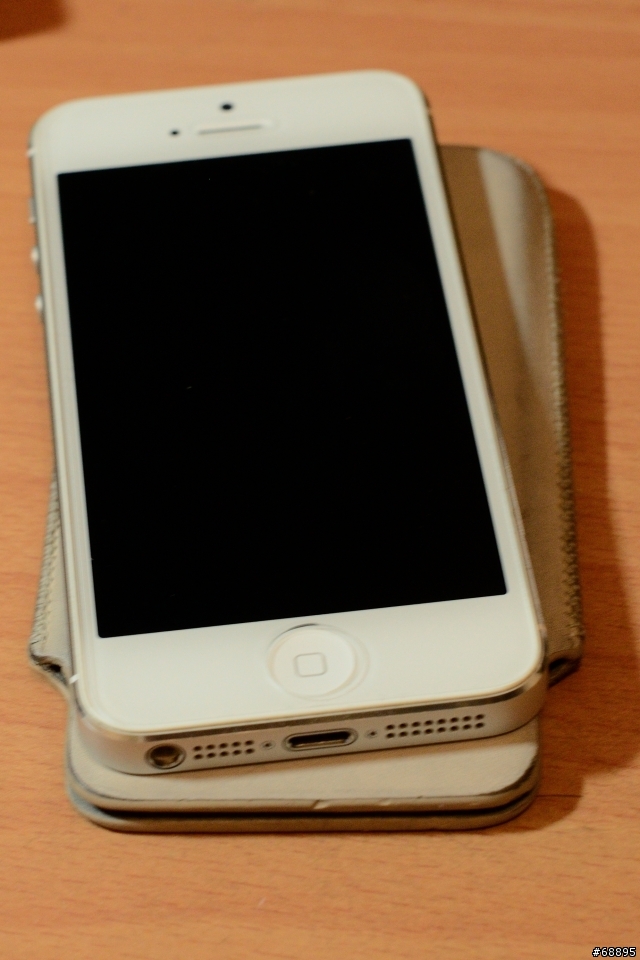 iPhone 5 玻璃式保護貼 開箱