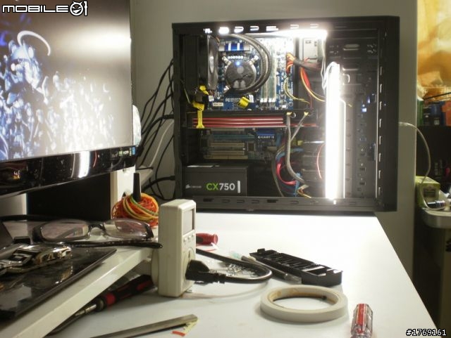 CoolerMaster N400 開箱 (圖很渣...挑戰你眼睛的極限...)