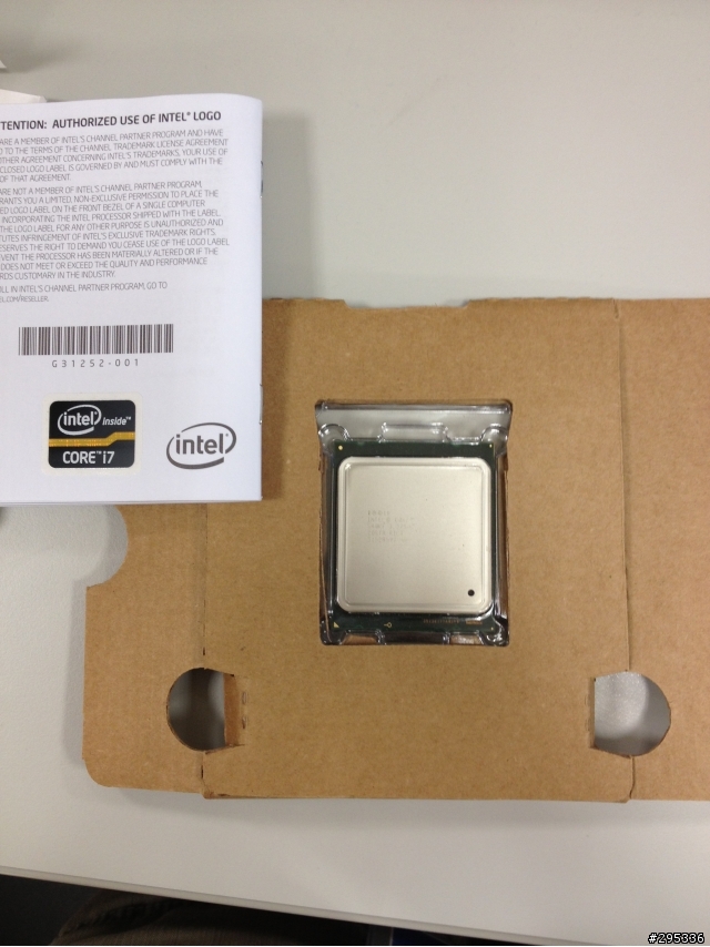 最強準系統:Intel 黑i7-3960x + 浩鑫X79 圖少開箱