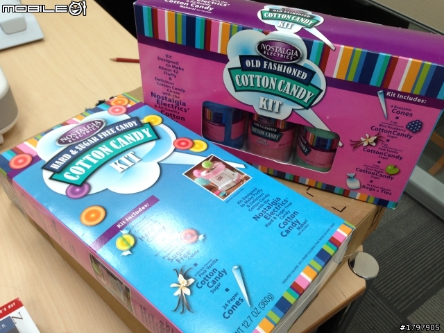Nostalgia Electrics Retro Series Hard & Sugar-Free Candy Cotton Maker 復古棉花糖機開箱