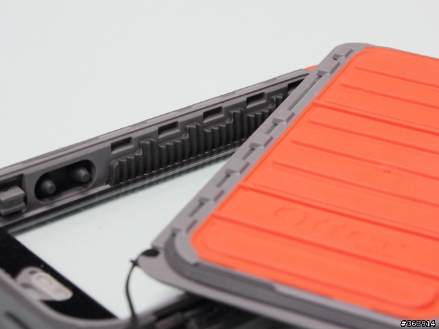 iPhone 5 也玩水! OtterBox 與The JoyFactory三防保護殼戶外實測