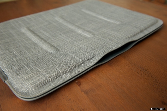 分享 專為MBPR 15" 量身打造的收納袋 Booq Viper Sleeve 15