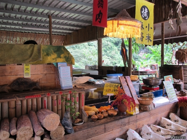 花蓮泛舟之旅-04:名產美食踩街 & 慕谷慕魚