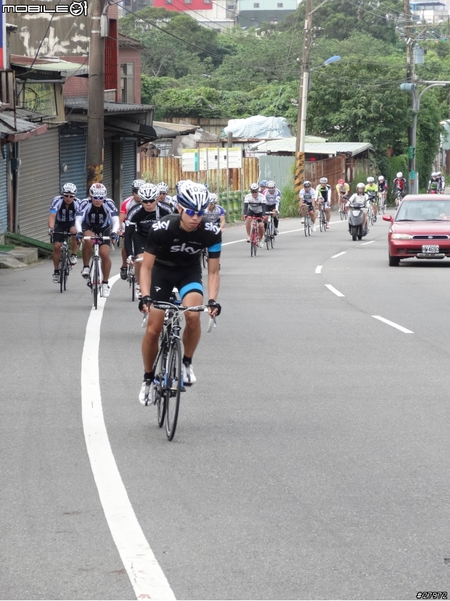 2013北濱100K 拍照分享 登輝大道轉接淡金公路三段7-11後方500公尺