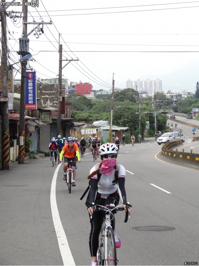 2013北濱100K 拍照分享 登輝大道轉接淡金公路三段7-11後方500公尺