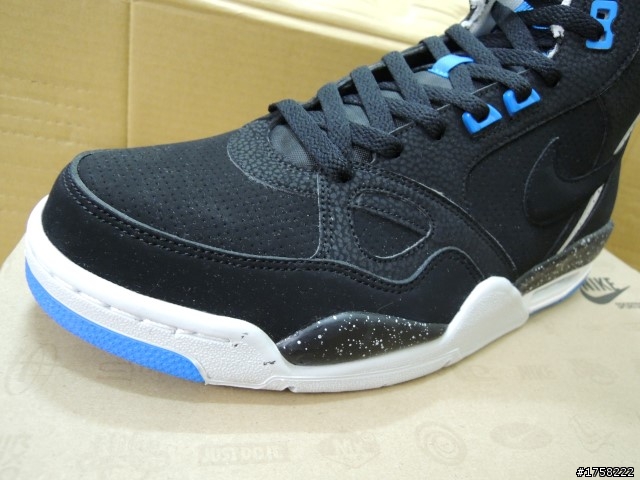 【開箱】新男孩球鞋夢 Nike Flight 13 Mid 不專業分享