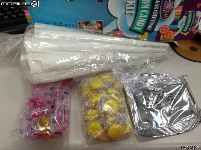 Nostalgia Electrics Retro Series Hard & Sugar-Free Candy Cotton Maker 復古棉花糖機開箱