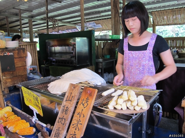 花蓮泛舟之旅-04:名產美食踩街 & 慕谷慕魚