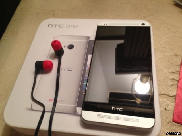 新一銀 32G LTE 開箱,in Canada