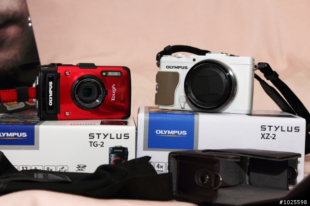 在眾多的DC中,我選擇了Olympus TG-2...... & XZ-2!