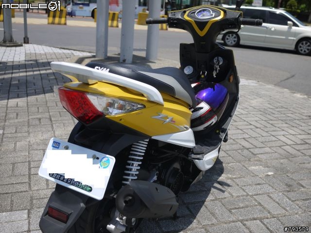 開箱 2013 SYM 新款 小黃 Z1