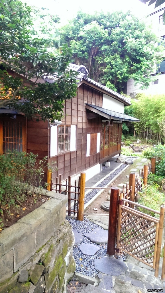 夏日北投散記