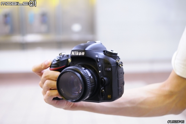 一腳踹入六百坑--d600開箱文