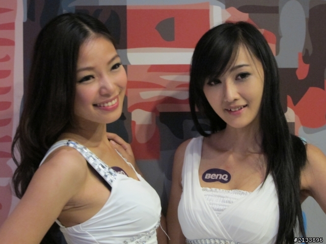 三坪劇院大視界 五星級生活新享受!BenQ投影機-精彩報導 【體驗文】