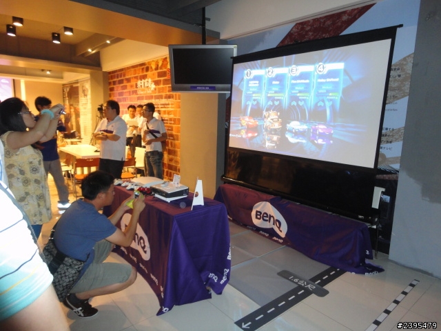 BenQ 投影機體驗會活動心得分享 - 三坪享受100吋 3D Full HD 藍光高畫質大畫面