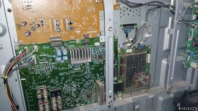 (開箱) 終於組成了3D家庭影院 Panasonic L42ET60 + SONY BDV