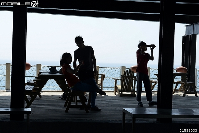 【適合看海】景觀民宿:海中天
