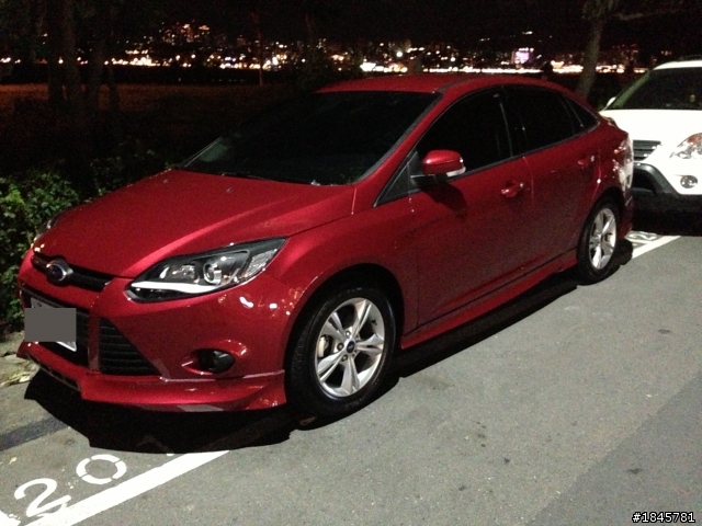 New Focus 1.6 4D 3W炫目紅 不專業遲來開箱文XD