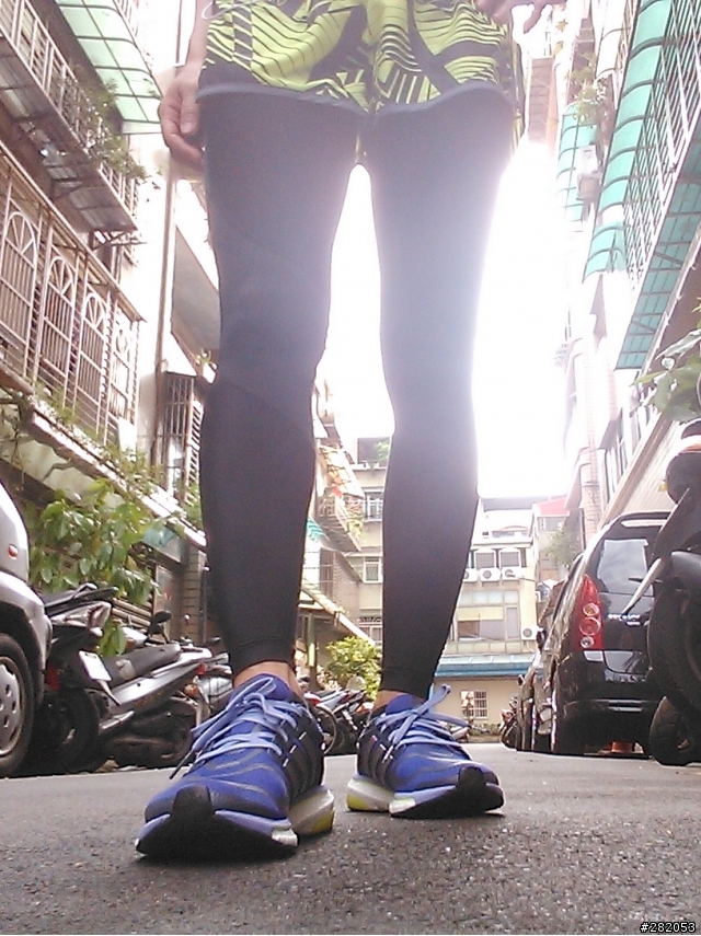 Adidas Energy Boost 鞋測 +新增鞋底比較照p2 + 運動衣著分享!
