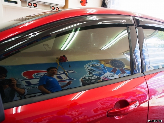 New Focus 1.6 4D 3W炫目紅 不專業遲來開箱文XD