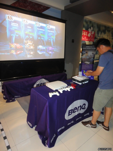 BenQ 投影機體驗會活動心得分享 - 三坪享受100吋 3D Full HD 藍光高畫質大畫面