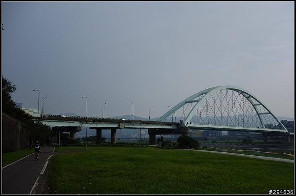 2013.07.21【單車遊記】探索河濱公園 & 環台北自行車道