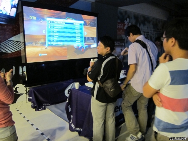 三坪劇院大視界 五星級生活新享受!BenQ投影機-精彩報導 【體驗文】