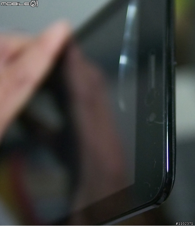 華碩Fonepad 距離感測問題及螢幕破裂維修經驗分享(皇家已快速完修)