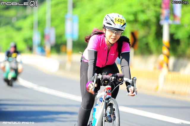 【 勇 往 直 前 吧 】2013 美利達經典百K (斜張橋下)