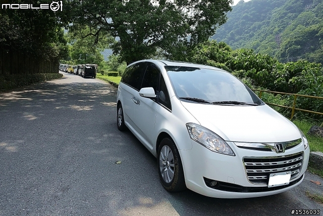 深吸一口氣,直接開車進入慕谷慕魚,沒遇到塞車,ya!