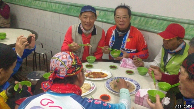 百元車隊-鐵腿,擠單田,飲酒,享樂-大環島Part.2