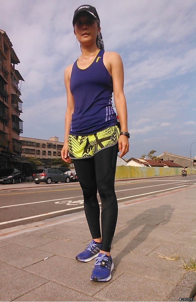 Adidas Energy Boost 鞋測 +新增鞋底比較照p2 + 運動衣著分享!