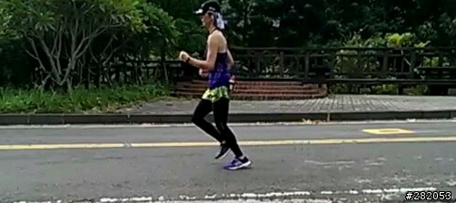 Adidas Energy Boost 鞋測 +新增鞋底比較照p2 + 運動衣著分享!