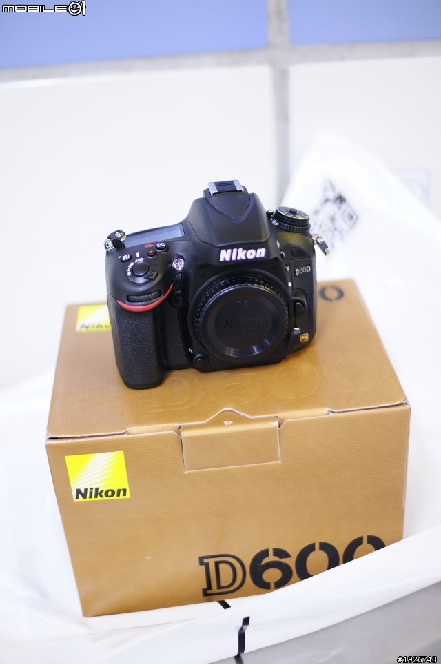 一腳踹入六百坑--d600開箱文