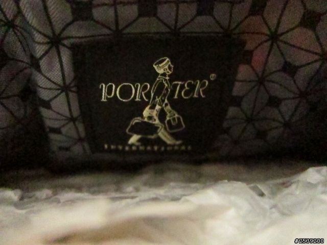 《開箱文》越看越愛的PORTER包分享~(限量款)
