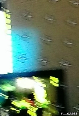 請問一下nex-5r的朋友,,,為什麼我的相機會有一個青綠色的長方框框??