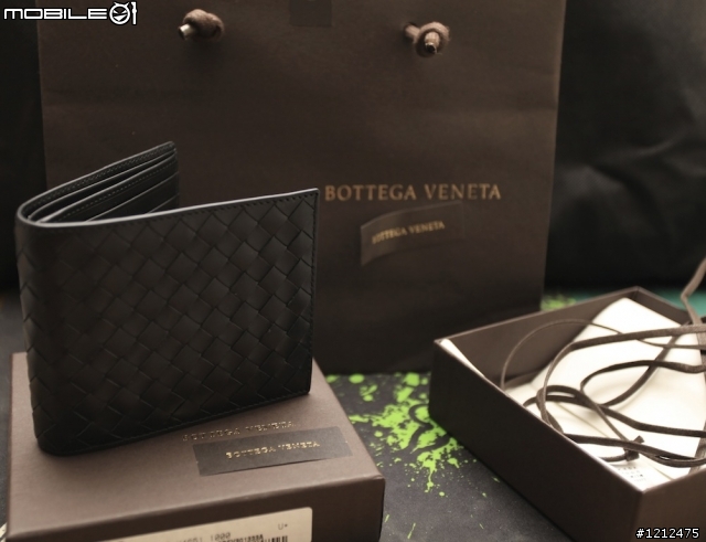 BOTTEGA VENETA精細工藝及享受尊貴服務,,入手第一款短夾