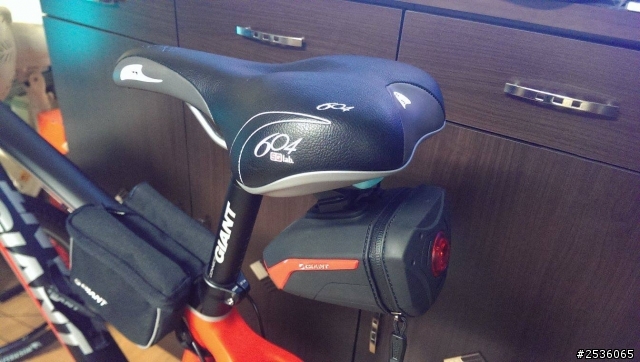 2013 GIANT COMP2 全套一拜SHIMANO DEORE XT 開箱