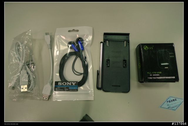 台電平板電腦 A80S 四核八顯 開箱