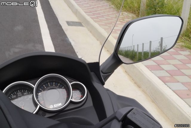 白牌進階黃牌GTS 300i