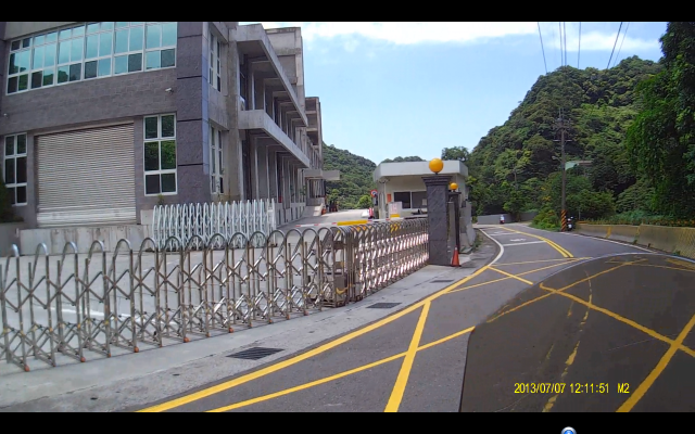 『邊騎重車邊講故事part1』這是一路上,我和幾條漢子的故事。