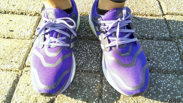 Adidas Energy Boost 鞋測 +新增鞋底比較照p2 + 運動衣著分享!