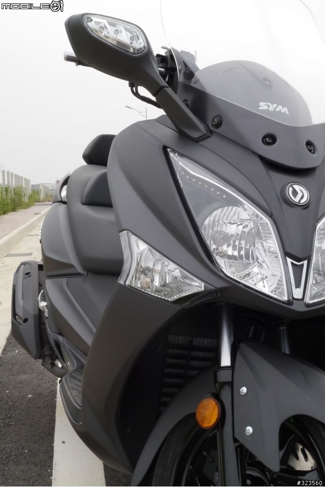 白牌進階黃牌GTS 300i