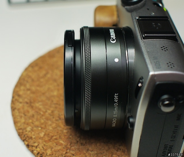 關於 EF-M 22mm f2 STM 的自動蓋...